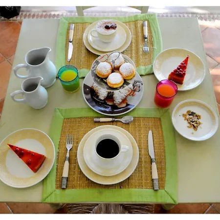 Bed & Breakfast Poggio Di Luna Relais