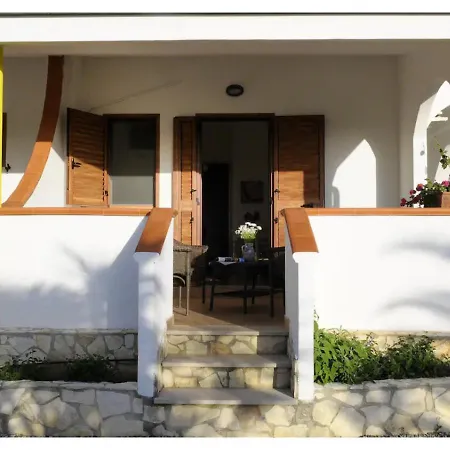 Poggio Di Luna Relais Bed & Breakfast *